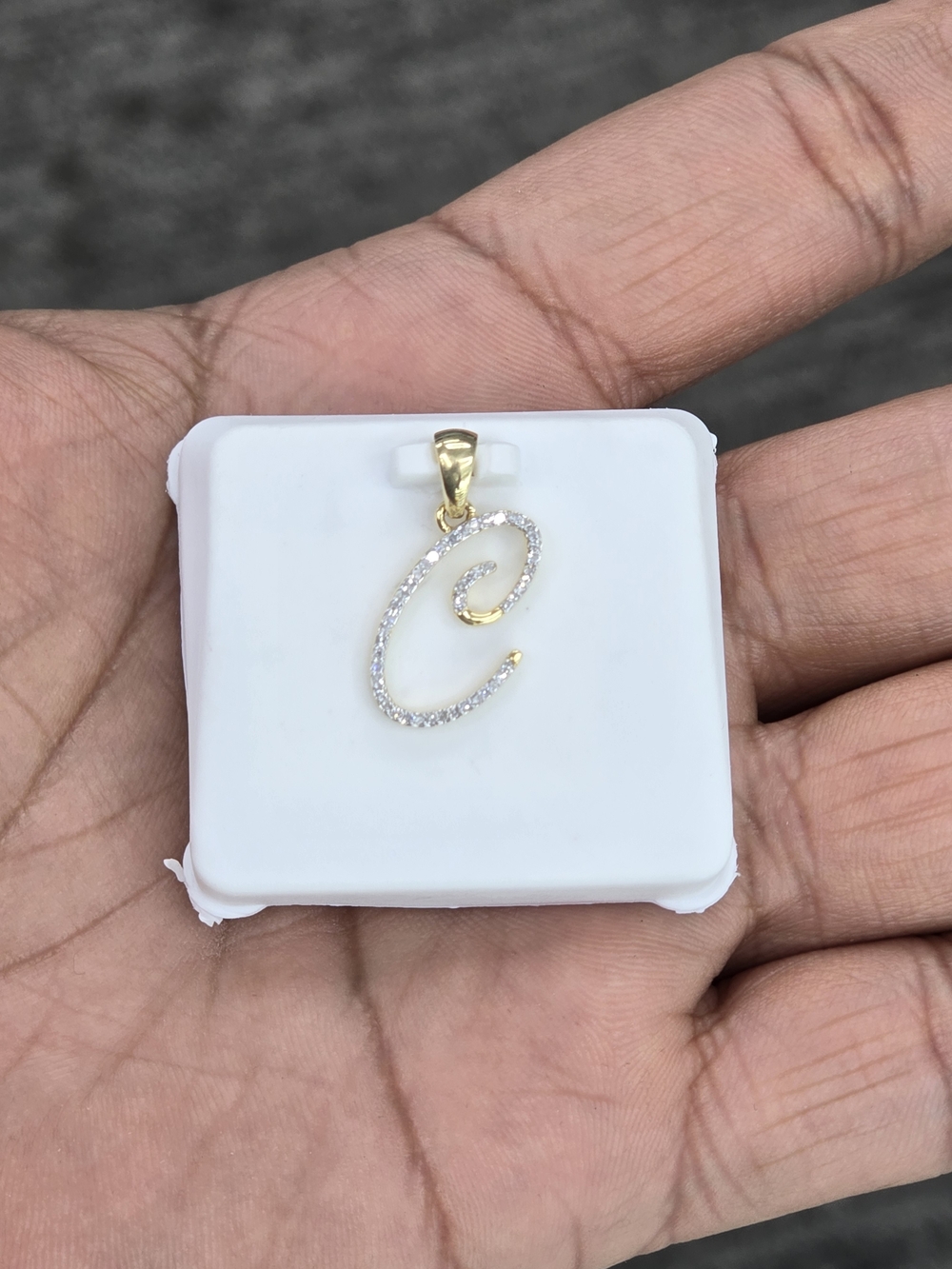 Real Diamond 10kt Gold Cursive C Pendant